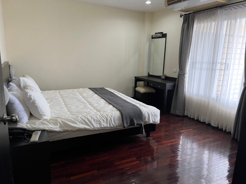ให้เช่า Charkthip court , 2 ห้องนอน ใกล้ BTS อโศก