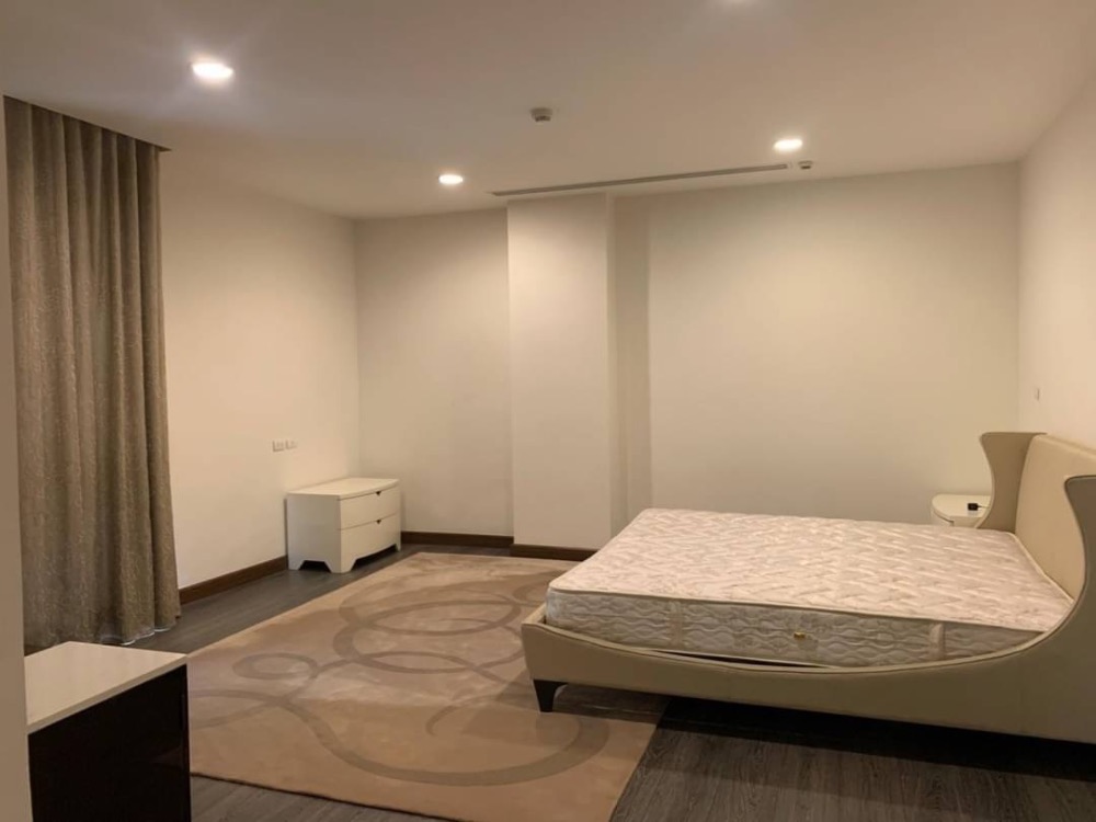ให้เช่า The Crest Ruamrudee  , 3 ห้องนอน ใกล้ BTS เพลินจิต