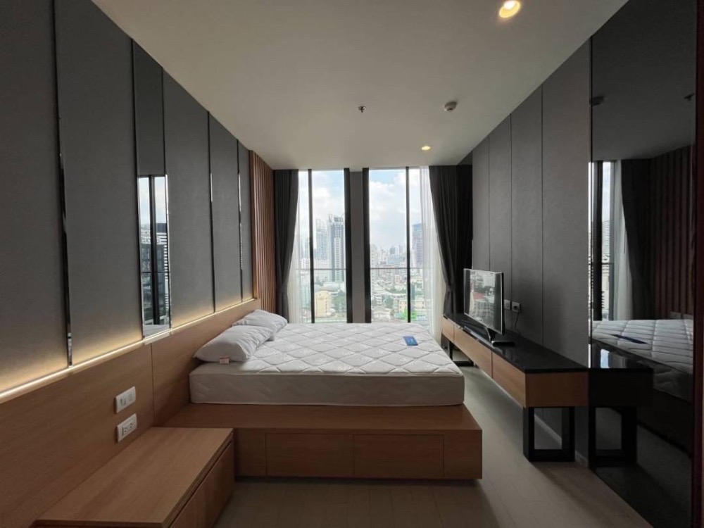 เช่า/ขาย NOBLE PLOENCHIT , 3 ห้องนอน ใกล้ BTS เพลินจิต