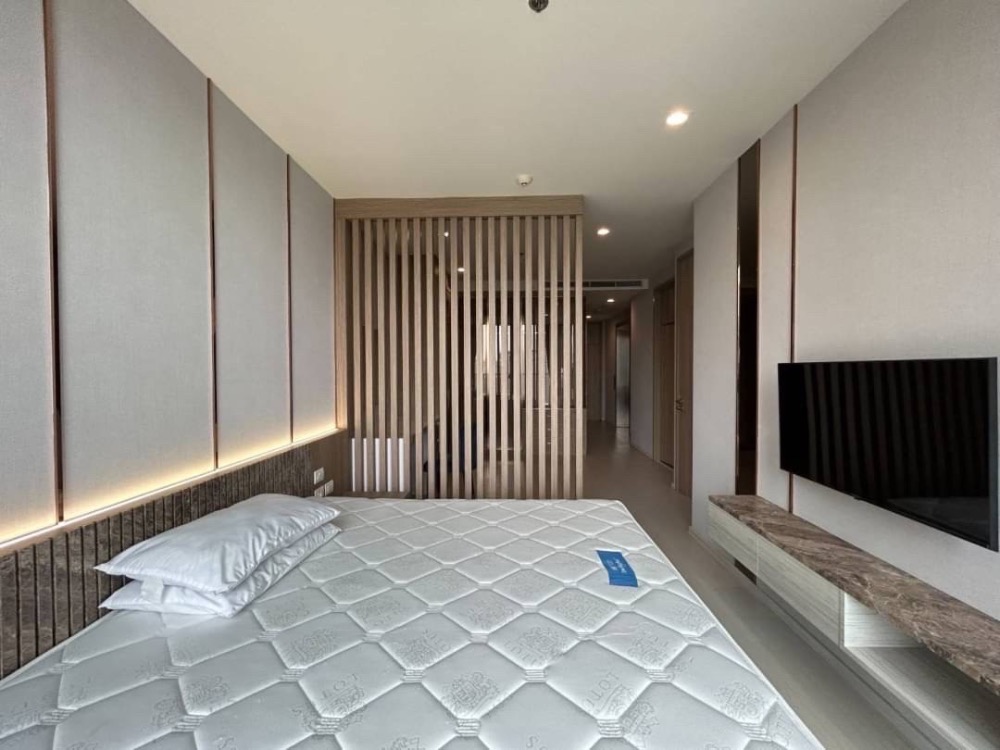 เช่า/ขาย NOBLE PLOENCHIT , 3 ห้องนอน ใกล้ BTS เพลินจิต