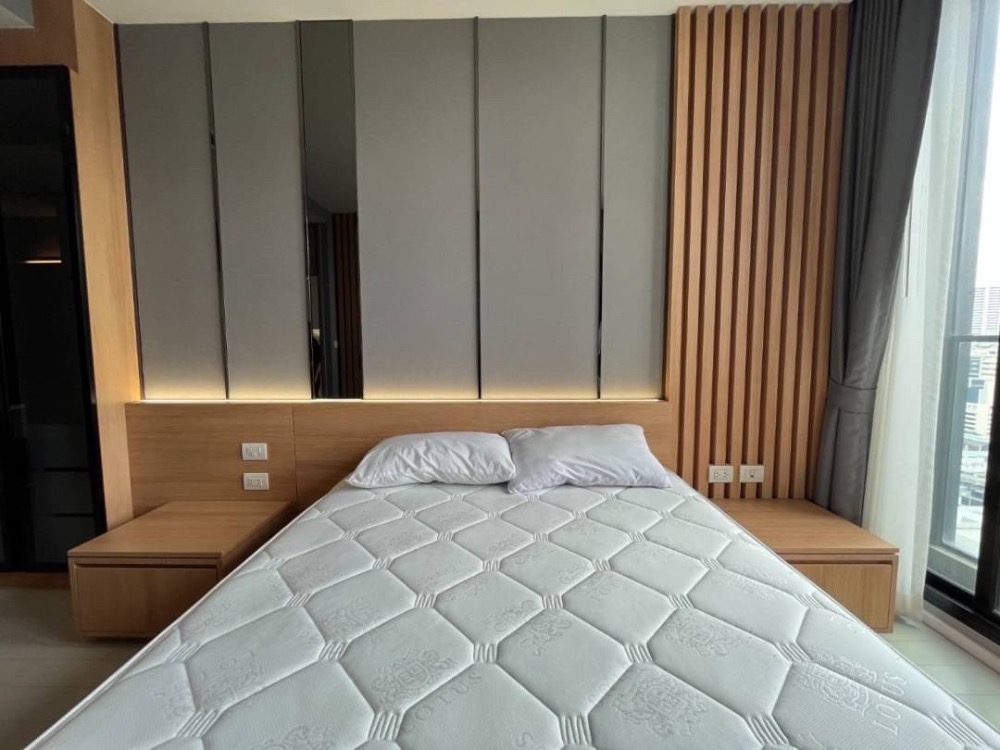 เช่า/ขาย NOBLE PLOENCHIT , 3 ห้องนอน ใกล้ BTS เพลินจิต