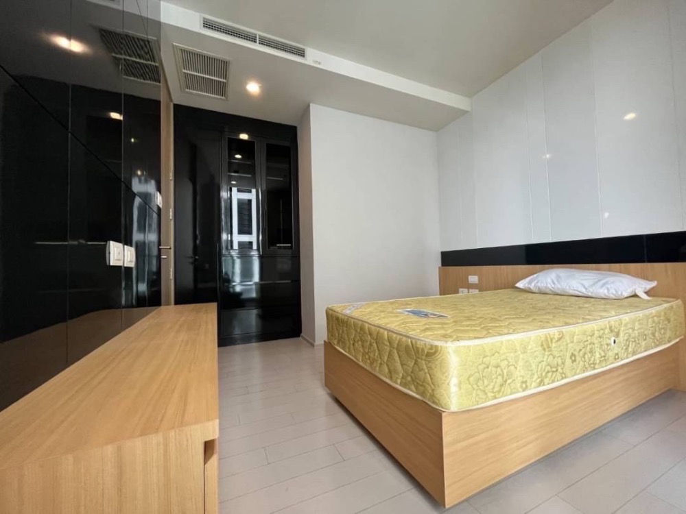 เช่า/ขาย NOBLE PLOENCHIT , 3 ห้องนอน ใกล้ BTS เพลินจิต