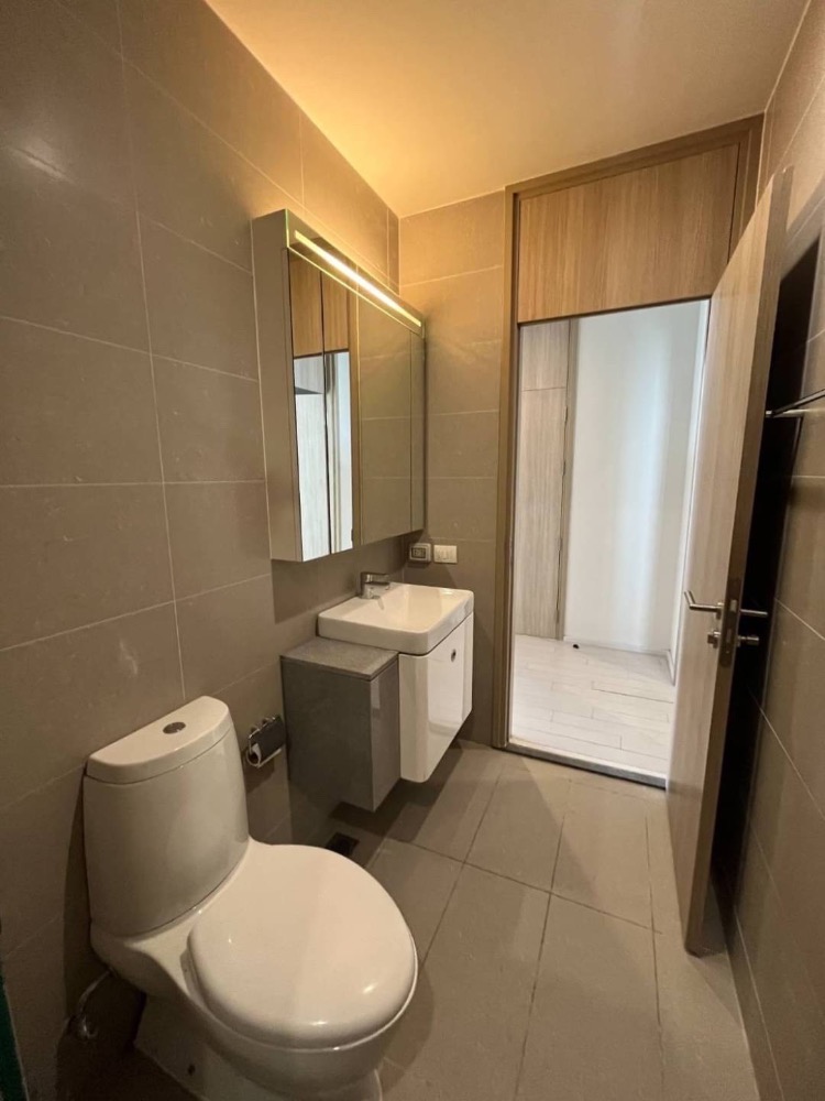 เช่า/ขาย NOBLE PLOENCHIT , 3 ห้องนอน ใกล้ BTS เพลินจิต