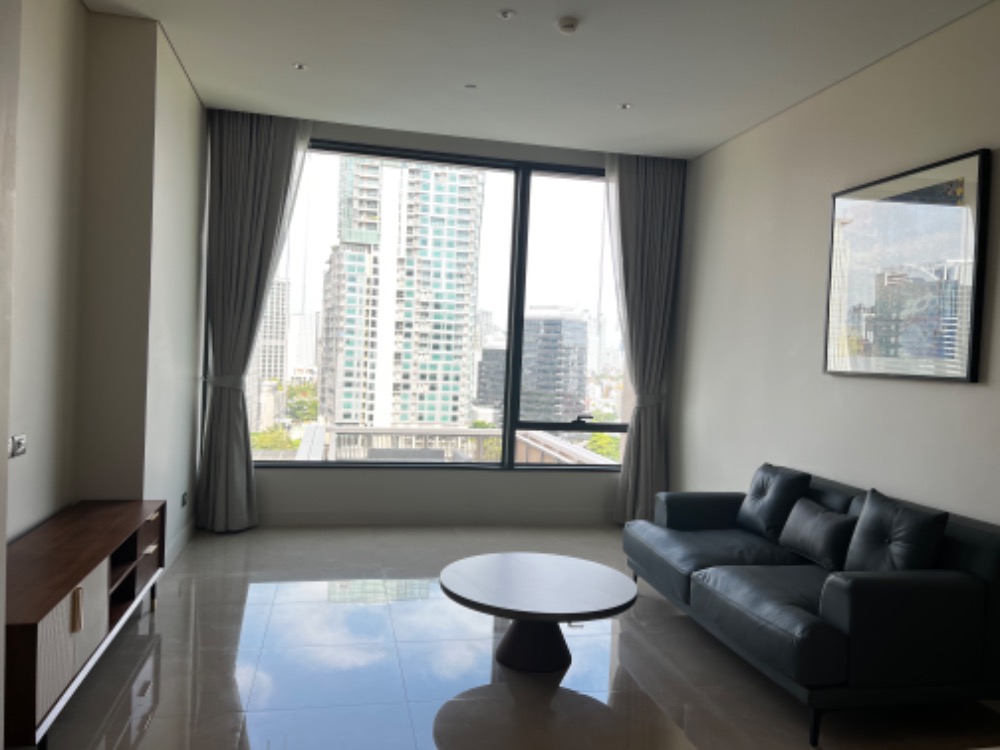 ให้เช่า SINDHORN RESIDENCE , 1 ห้องนอน ใกล้ BTS เพลินจิต