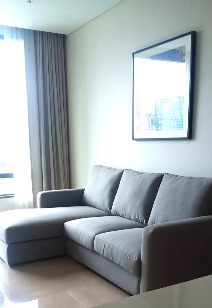 ให้เช่า SINDHORN RESIDENCE , 1 ห้องนอน ใกล้ BTS เพลินจิต