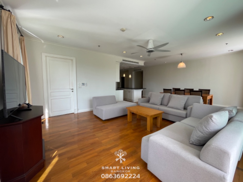 For rent Large unit, 3 bedrooms, fully furnished, near MRT Klong Toey, near Lumpini Park, Sathorn, Rama 4.