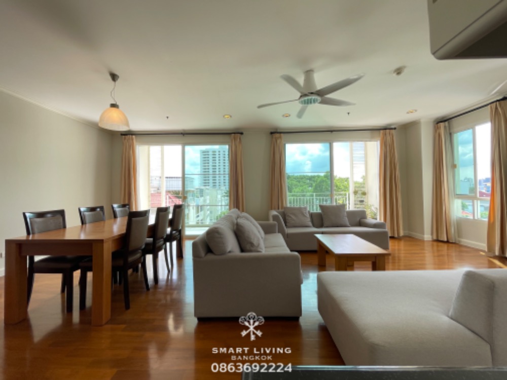 For rent Large unit, 3 bedrooms, fully furnished, near MRT Klong Toey, near Lumpini Park, Sathorn, Rama 4.
