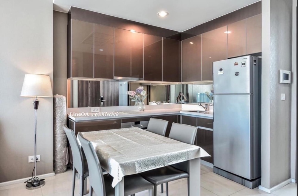 🔥 ขายด่วน Menam Residence , 1 ห้องนอน ใกล้ BTS สะพานตากสิน