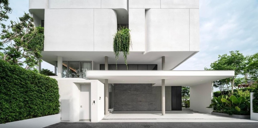 🔥 ขายด่วน Pool Villa house (ARQ10) , 4 ห้องนอน ใกล้ BTS ศรีกรีฑา