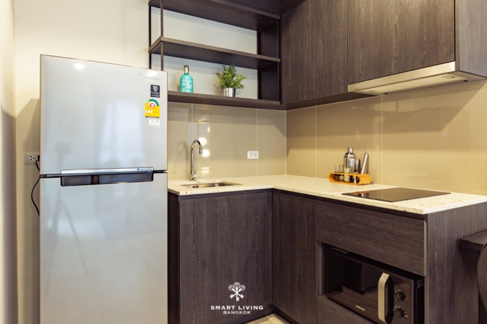 🔥 For sale / rent corner unit in new CBD area near MRT Huaykwang, Central Rama