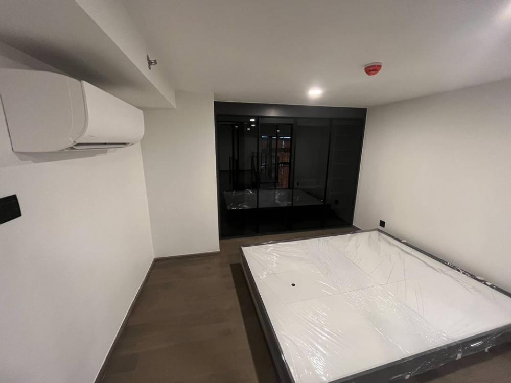 📢👇Brand new project and corner unit, loft style, river view, guarantee enjoy every firework festival , near Chulalongkorn university, Jamjuree Square, MBK mall, Siam Square