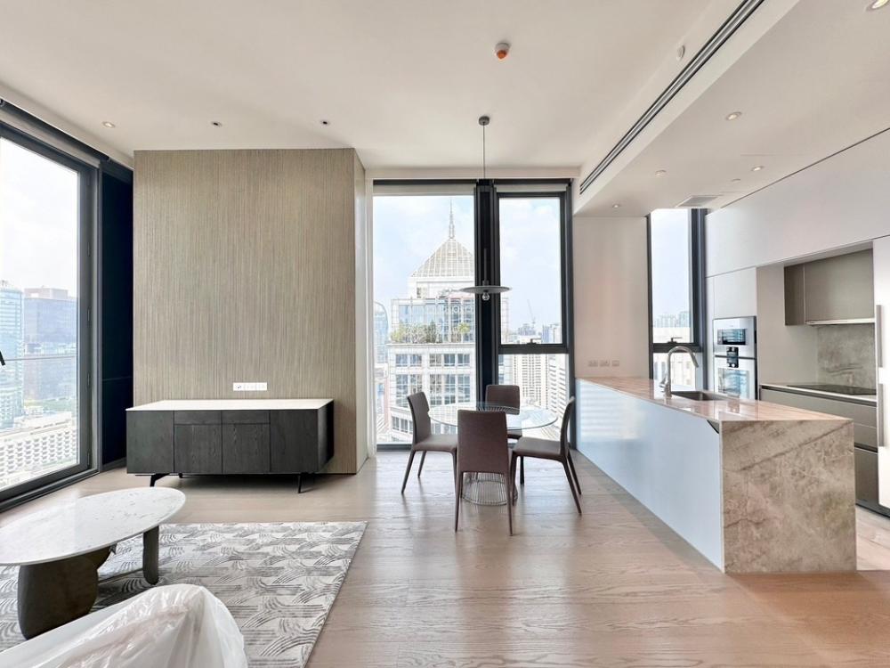 📢👇Brand new unit in brand new luxury project for rent near BTS Chidlom, Central Chidlom, Central Embaasy, unblocked view , nice decoration, ready to move inService included:- Maid service 3 times / week- 1 Parking lot- Valet Service 24 hours- GSA 24