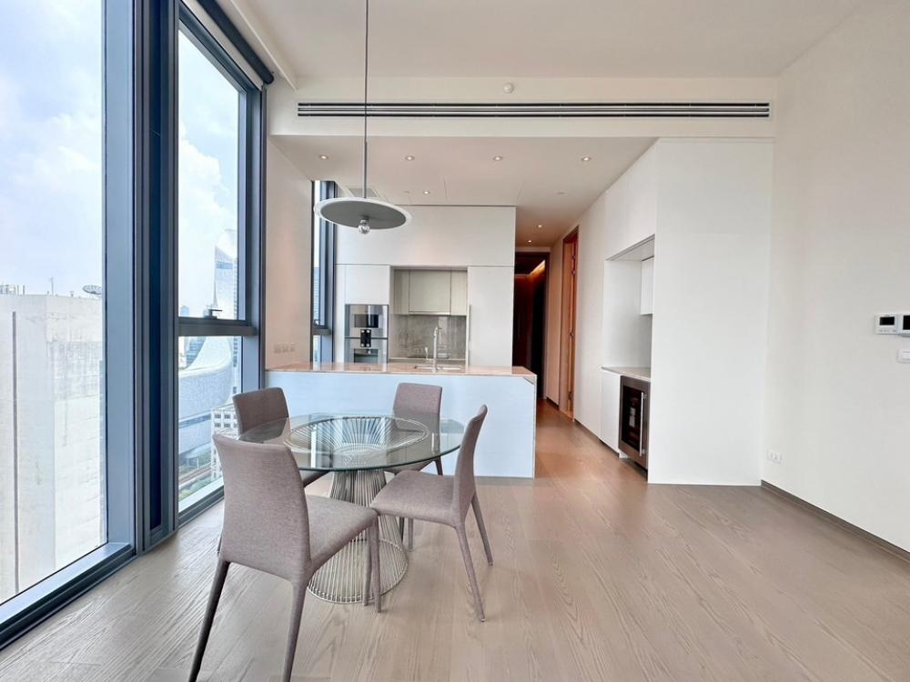 📢👇Brand new unit in brand new luxury project for rent near BTS Chidlom, Central Chidlom, Central Embaasy, unblocked view , nice decoration, ready to move inService included:- Maid service 3 times / week- 1 Parking lot- Valet Service 24 hours- GSA 24