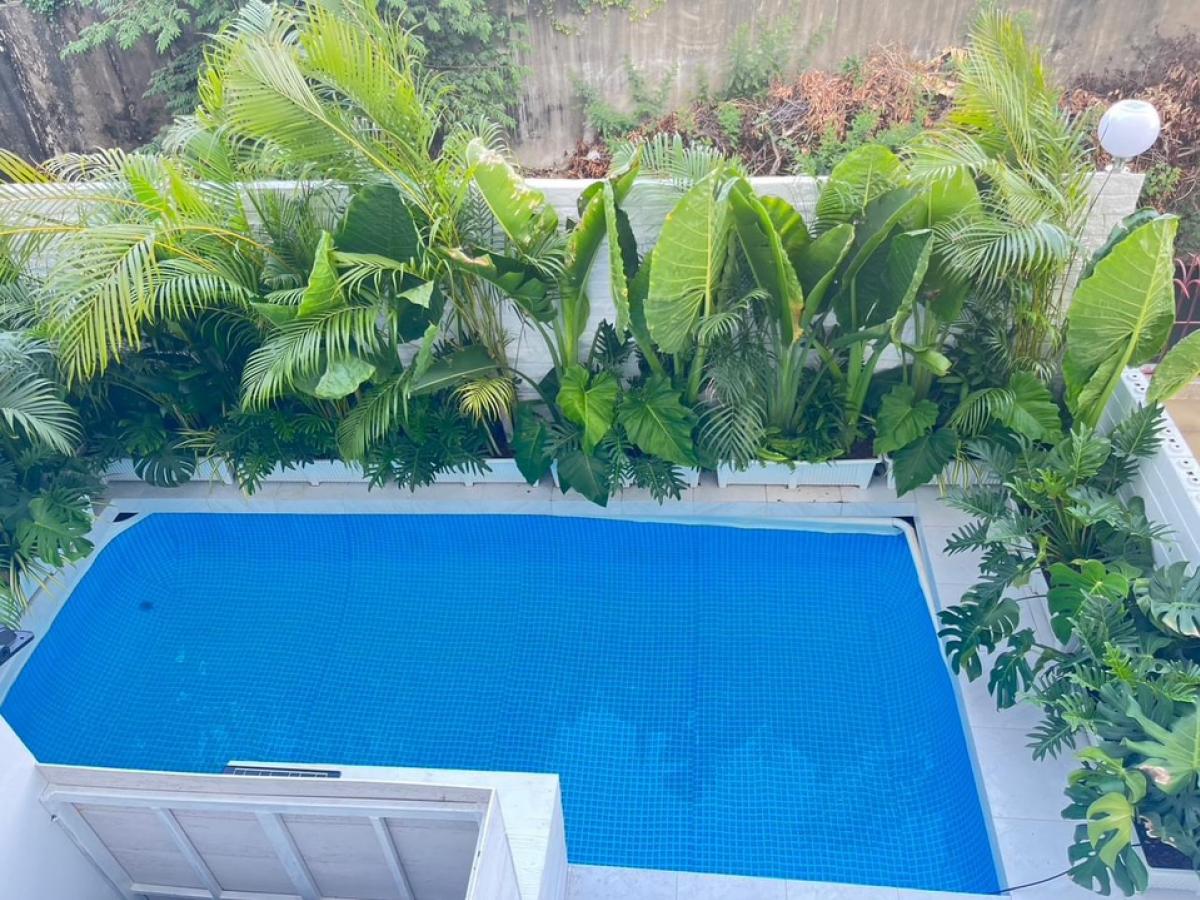 📢👇Townhome 4 ชั้น พร้อมสระว่ายน้ำ  ราคาดี  ปรัปปรุงตกแต่งใหม่ เดินทางสะดวก ได้หลายเส้นทาง ทั้ง วิภาวดี, ลาดพร้าว รัชดาภิเษก เหมาะ สำหรับ พักอาศัย home office หรือ ABNB