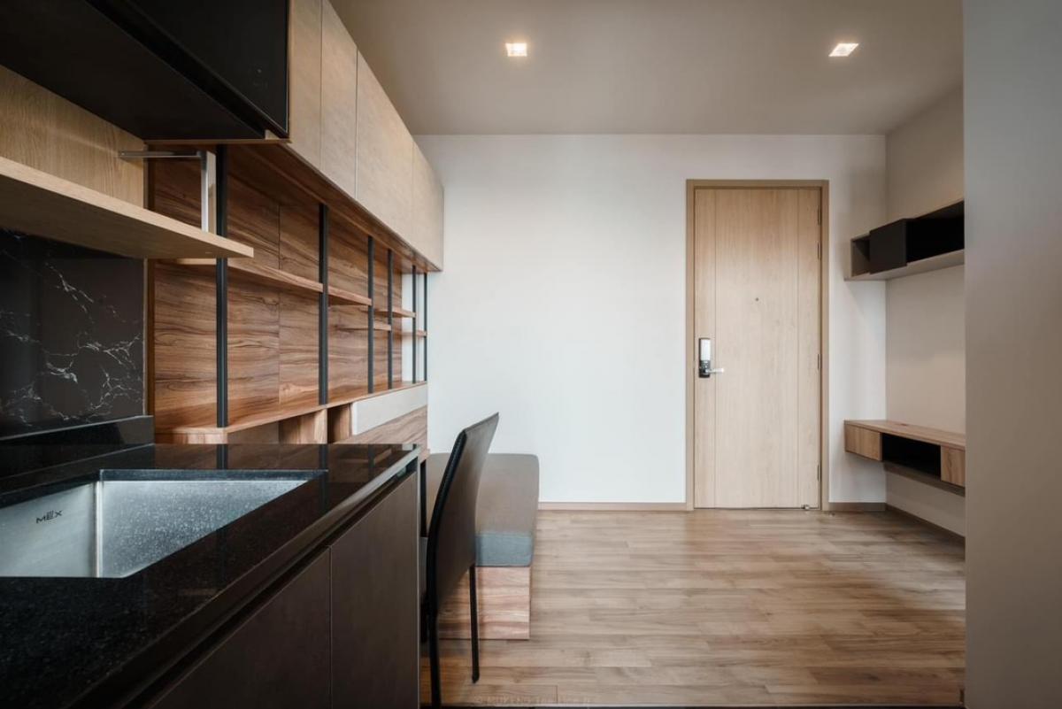 📌📢👇For sale with tenant til October 26 with option for vacant possession.
Great investment in a prime location near Chatuchak Park & Weekend Market . Ideal for investors or future self-living