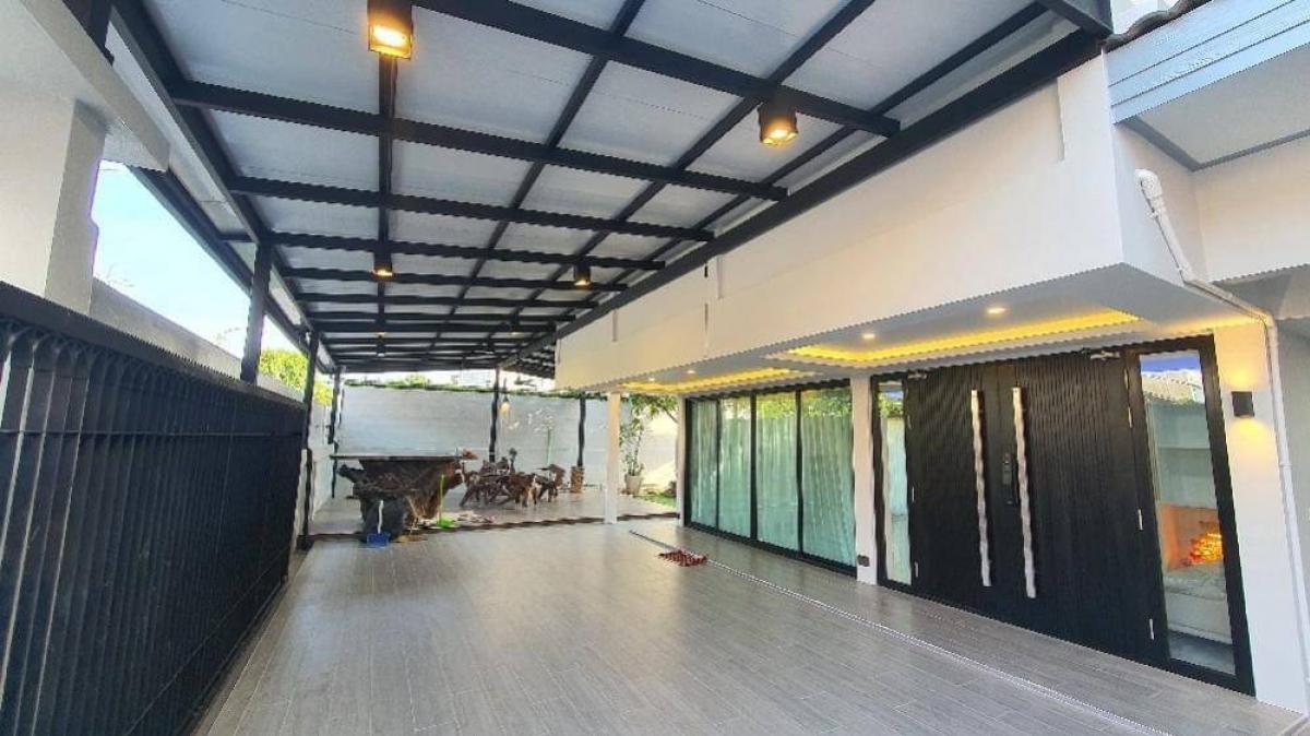 บ้านเดี่ยวลาดพร้าว โชคชัย 4 รีโนเวทใหม่ Pet Friendly ใกล้ BTS โชคชัย 4 ทำเลอยู่อาศัยและปล่อยเช่าคุ้มค่า