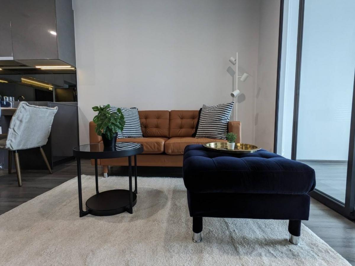 ✨ 👍 Available now worth for living or investing at place near Chulalongkorn University , Siam square and many shopping malls