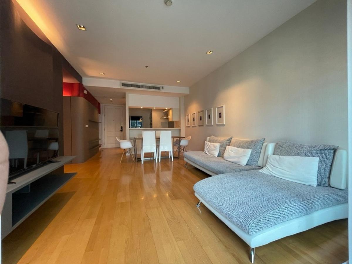 📢👇Sell with tenant til August 2026
Luxury condominium, Athenee Residence for rent and sale, unblocked view, fully furnished, easily transportation in many streets