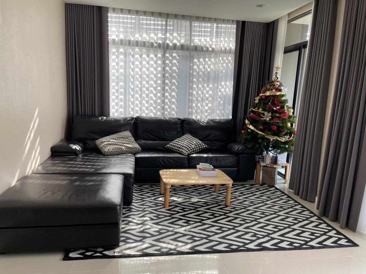 📢👇For rent at  Setthasiri Krungthep Kreetha, pet not allowed, house with small green garden, near Brighton and Wellington International School