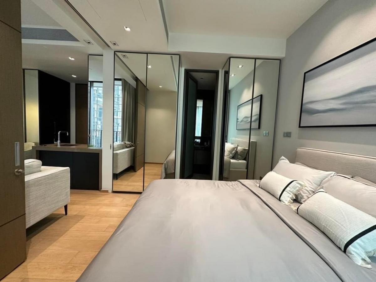 📢👇Available 1 July 24Grab or gone at 28 Chidlom, very good deal, fully furnished, near Central Chidlom, Central Embassy, Central world, Velaa community mall