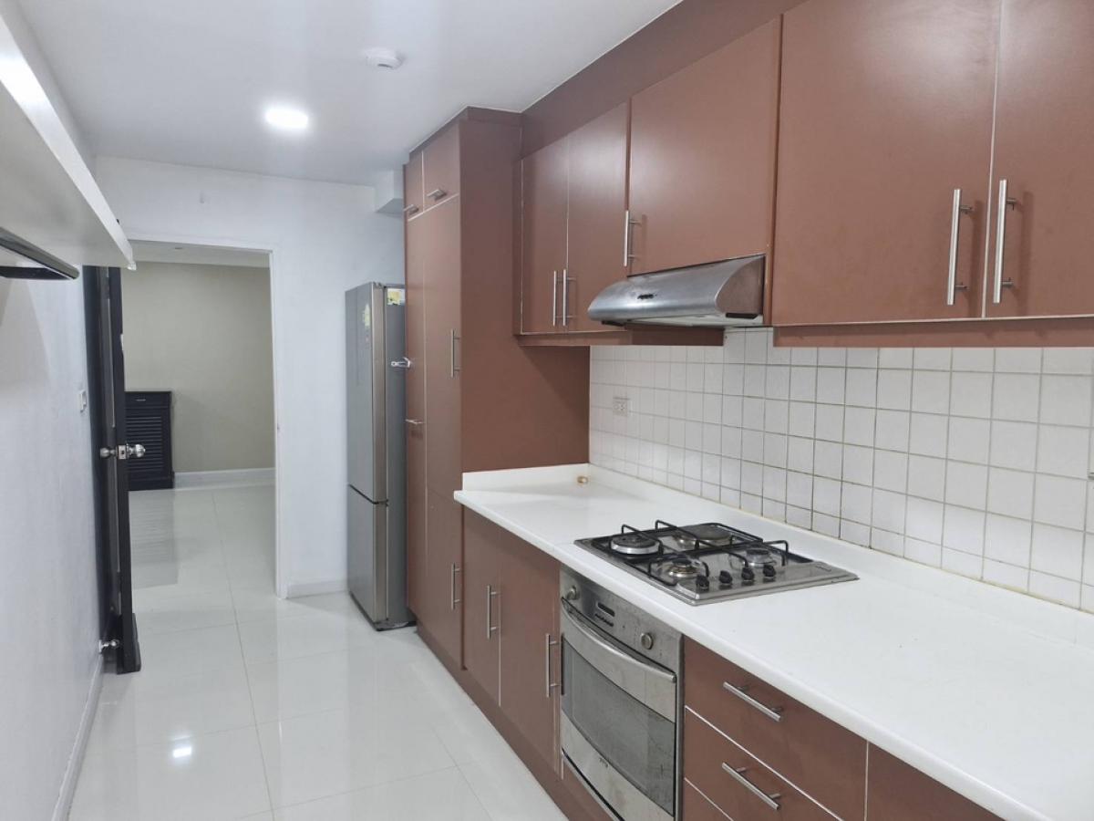 📢👇Newly renovated unit for family, located in Em District, balconies in all rooms. , ready to move in