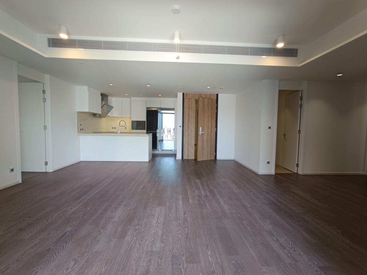 📢👇One of brand new petfriendly condo and unit , easily traveling in many routes and transportation as near BTS, MRT, ARL,unblocked view