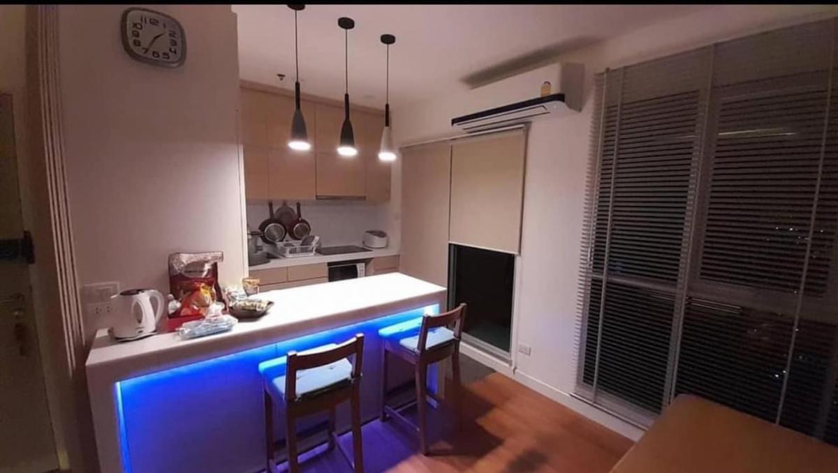 📢👇Sell with tenant til November 26
Luxury room loft style high floor, 360 Panorama Bangkoksplendid view surrounded by the Chao Phraya River, near Central Rama 3,