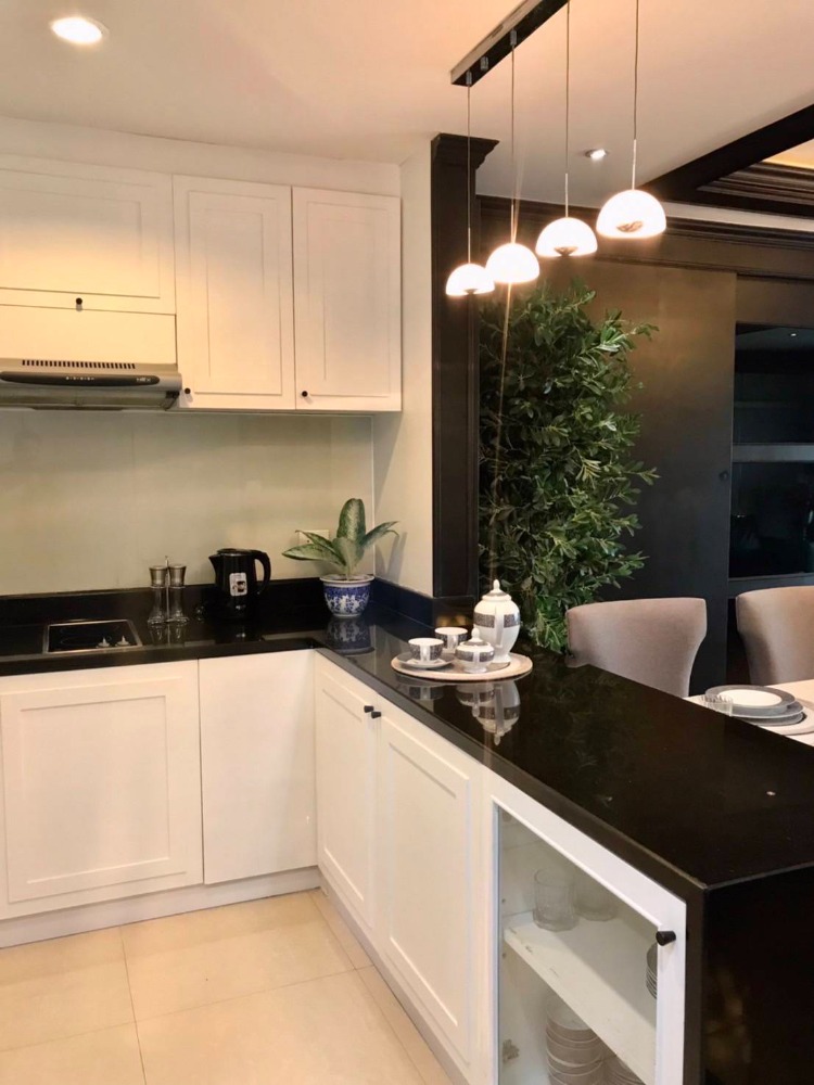ขาย พร้อมผู้เช่าถึง ธันวาคม 2569
Sathorn Gardens 2ห้องนอน รีโนเวทใหม่ ตกแต่งสวย เฟอร์นิเจอร์ครบ ใกล้สวนลุมพินี ใกล้รถไฟฟ้า พร้อมเข้าอยู่
