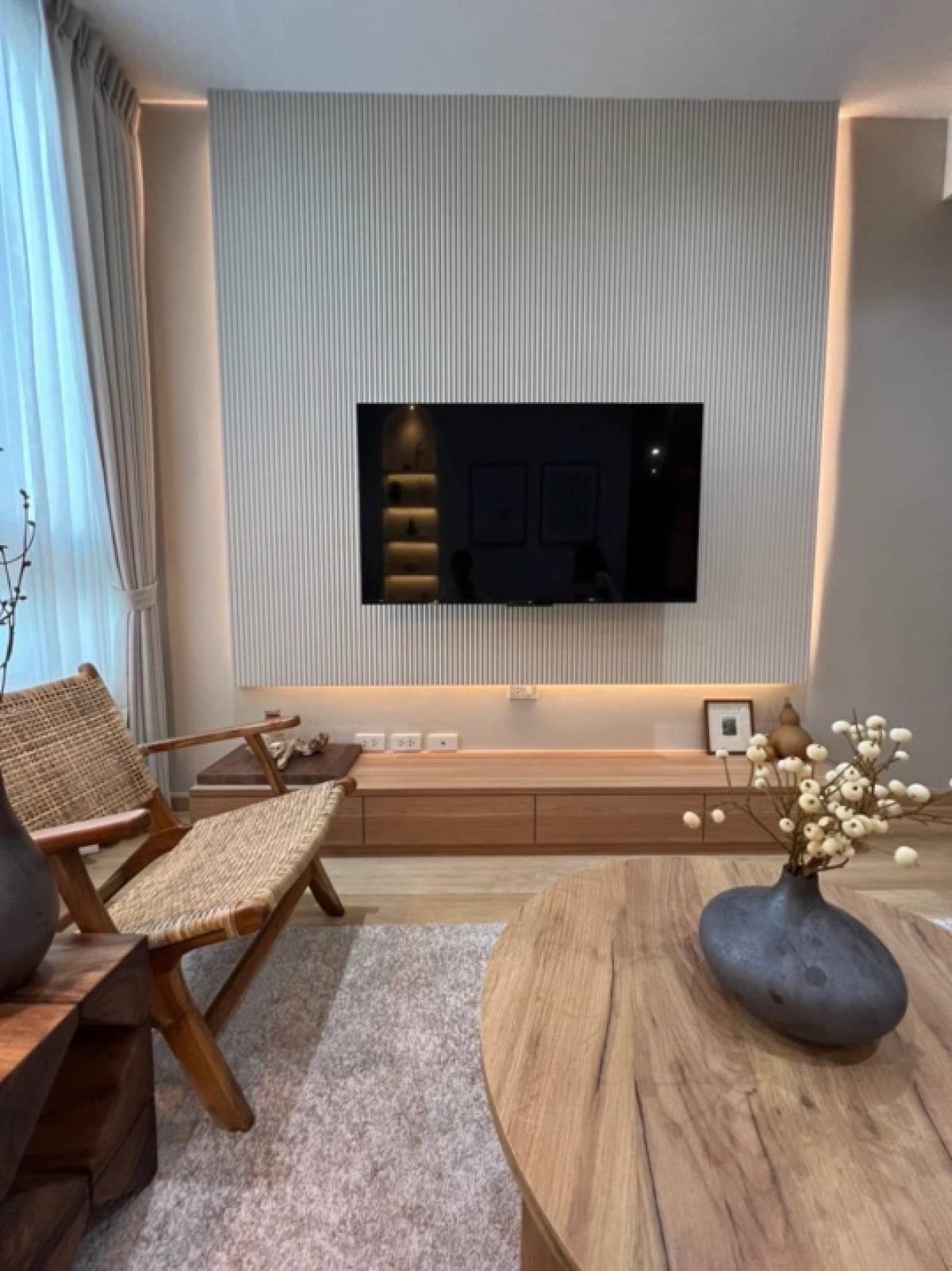Sell with tenant til Sep 25 at Villa Ratchsthewi, close to Siam Square, MBK mall