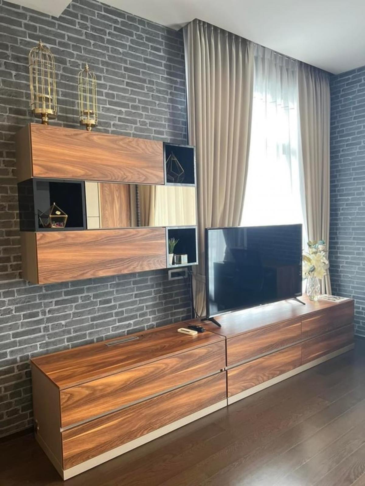 📢👇Sell corner unit with tenant til  8/9/2026 at XXXIX By Sansiri, one of the luxurious most wanted place to live or invest as it located in Em district and very close to BTS