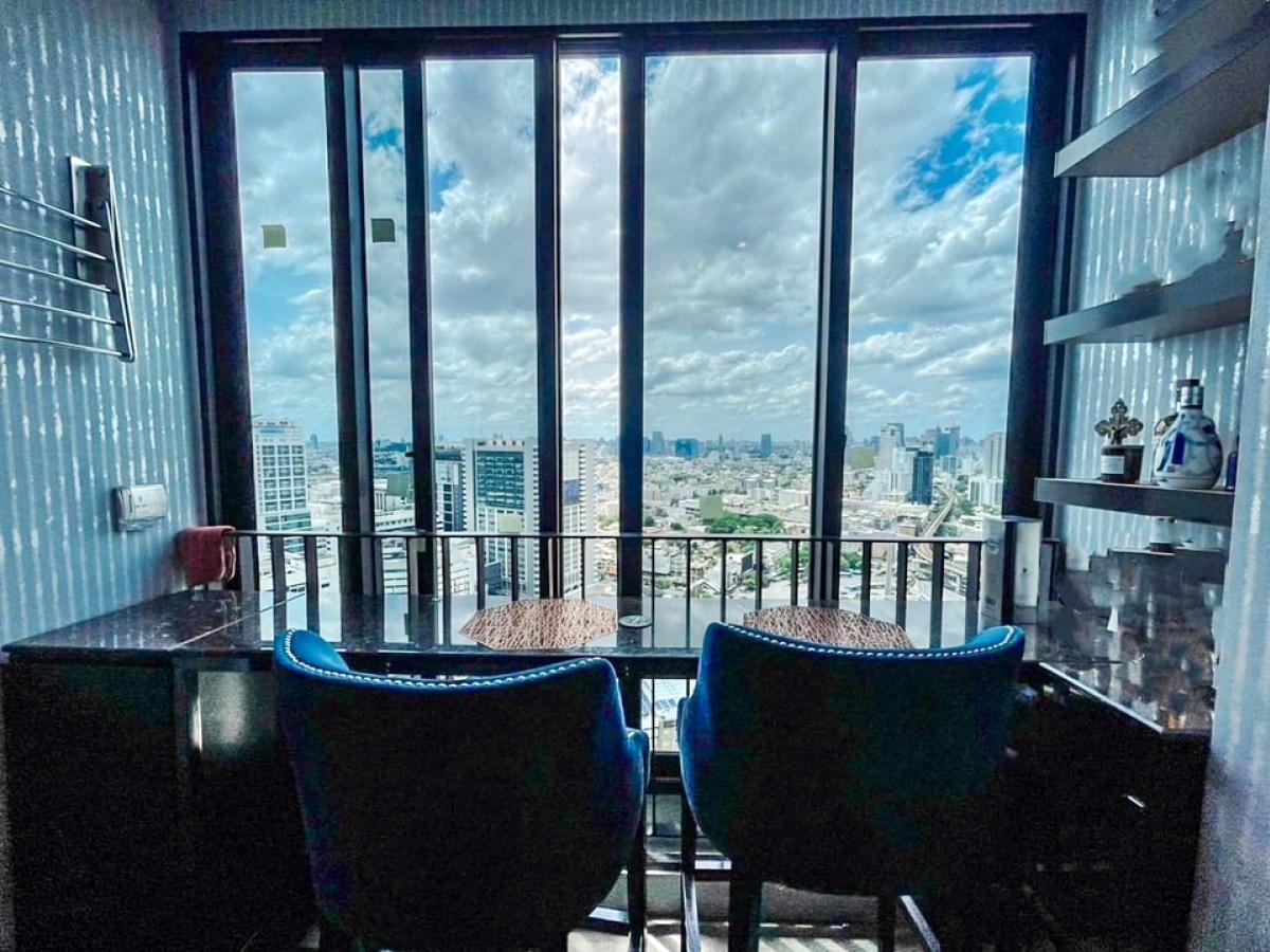 📢👇 Ideo Q Victory is one of the good location easily traveling  many routes, near many shopping malls, restaurants , huge unblocked city view, fully furnished.