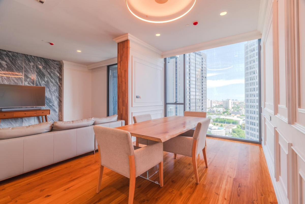 📢👇 Luxury project at Laviq Sukhumvit 57 for rent / sale only few steps to BTS, surrounding with many popular restaurants and coffee shops , unblocked view, big balcony, fully furnished, ready to move in