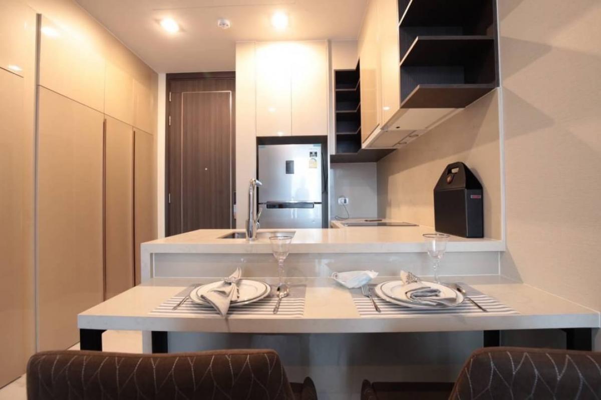 📢👇 Only minor damage , has been structurally inspected by an engineer and result shows that it is safe. Good price for living and investing, corner unit of huge view . LAVIQ is one of the answer of you decision