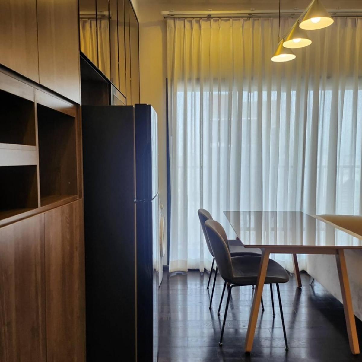 📢👇Park Origin Thonglor, one of the best luxury project and fabulous facilities in Thonglor for rent , good deal, good location, opposite Donki Mall, unblocked view, nice decoration with fully furnished Special offer Free wifi