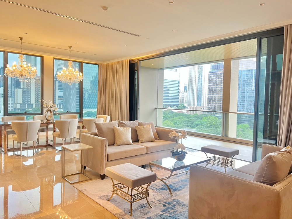 เช่า/ขาย  SINDHORN RESIDENCE ,2 ห้องนอน ระเบียงกว้าง ใกล้ BTS เพลินจิต