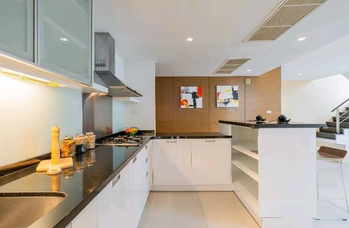ให้เช่า!! 3+1ห้องนอนDuplex ใจกลางเมือง เลี้ยงสัตว์ได้ สิ่งอำนวยความสะดวกครบพร้อมเข้าอยู่