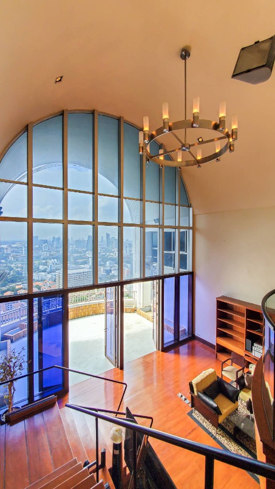 ✨🔔ขาย Duplex Penthouse สุดพิเศษพร้อมสระว่ายน้ำส่วนตัวใหญ่ที่ Sathorn Park Place