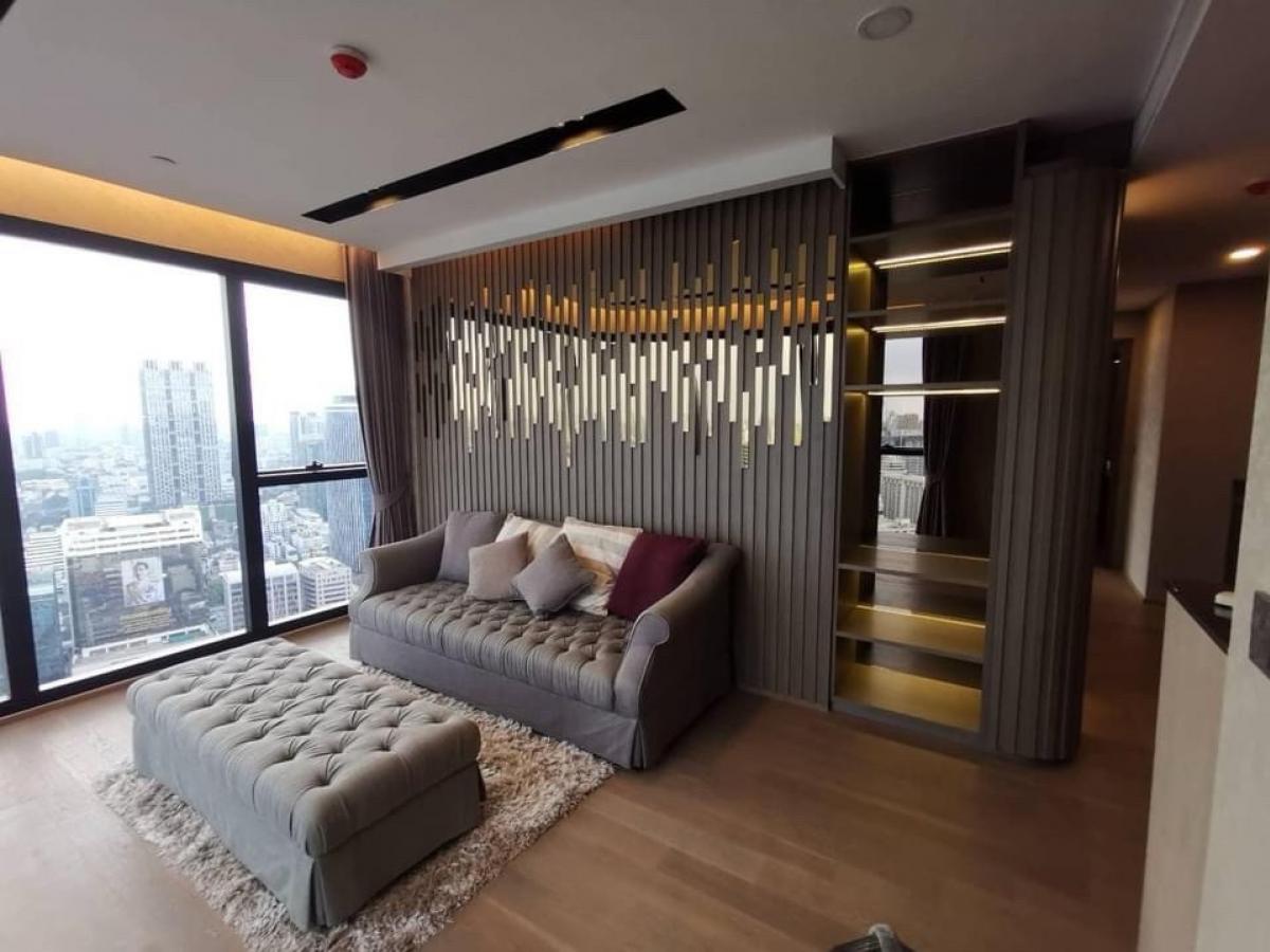 📢👇  Sell with tenant til June  26
 Brand new unit and project for rent , 2 bedrooms near Lumpini park, Royal  sport club ,  Samyan Mitrtown, Siam Square, Chulalongkorn university , huge unblocked view, fully furnished and ready to move in at Ashton Chul
