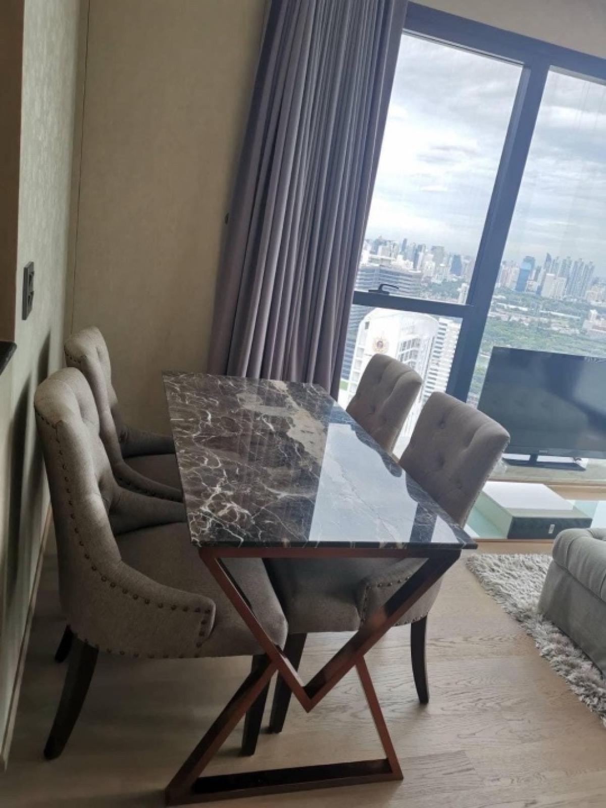 📢👇  Sell with tenant til June  26
 Brand new unit and project for rent , 2 bedrooms near Lumpini park, Royal  sport club ,  Samyan Mitrtown, Siam Square, Chulalongkorn university , huge unblocked view, fully furnished and ready to move in at Ashton Chul