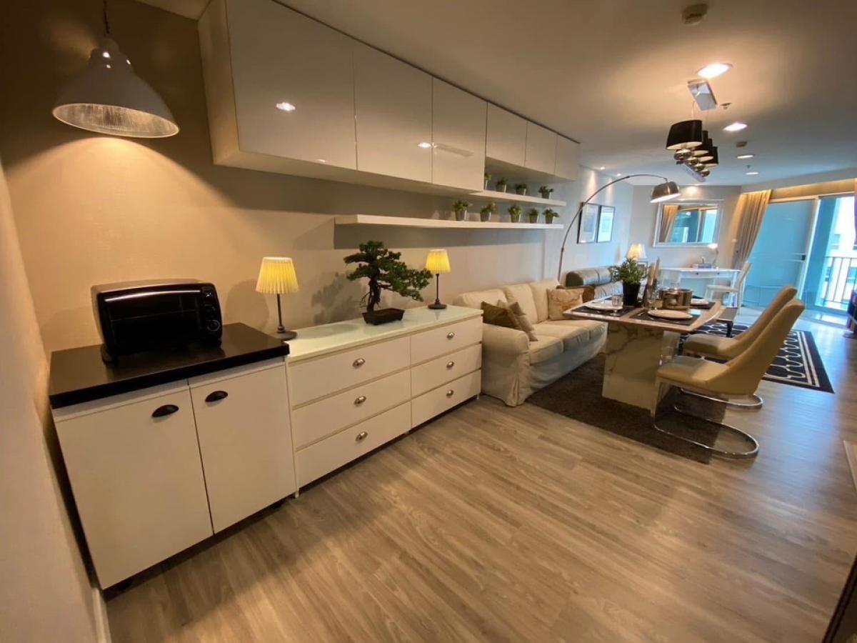 📢👇 For sale / rent at Belle Grand Rama9 one of the most highly demand for Expat, worth for investment place in Rama 9 with good price, good location , fully funished, only about 5 mins walk to MRT Rama 9, Central Plaza, G Tower.