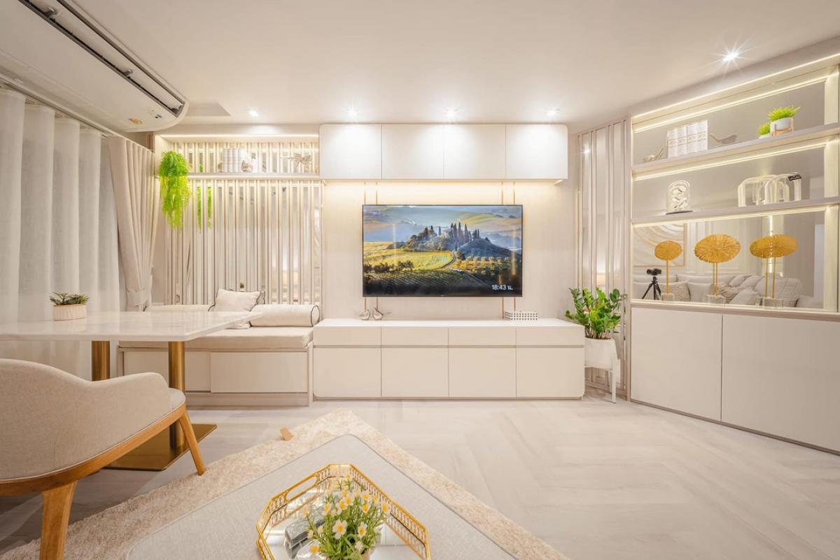 📢👇 Rare item newly renovated 3 beds at Fortune Condo Town , large size small price , modern decoration, located behind Central Rama 3, opposite Aster International school, near BNH Hospital , Saint Louis Hospital, King s College International School