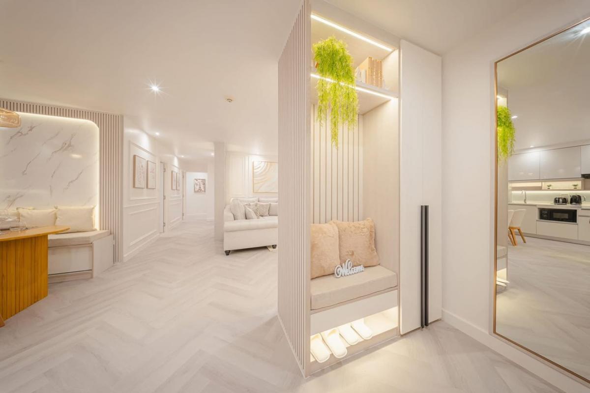 📢👇 Rare item newly renovated 3 beds at Fortune Condo Town , large size small price , modern decoration, located behind Central Rama 3, opposite Aster International school, near BNH Hospital , Saint Louis Hospital, King s College International School
