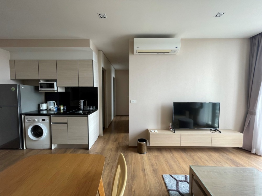 Park24 for rent! 2 bedroom high floor good facilities near BTS Phromphong 650 m
