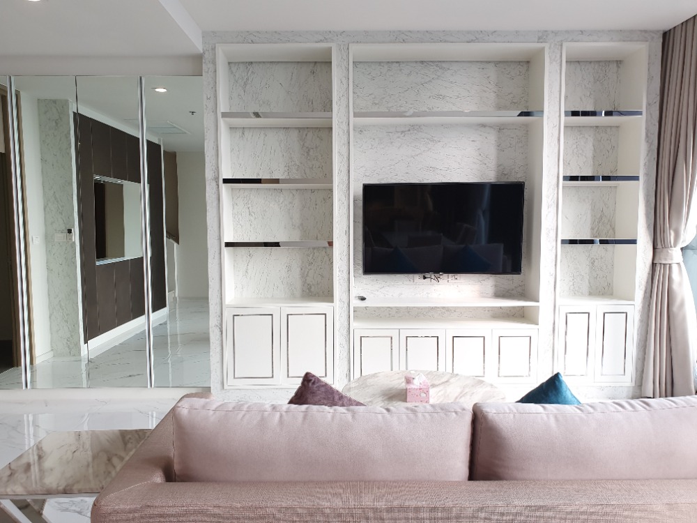 ให้เช่าห้องDuplex  penthouse 3ห้องนอน ที่ Noble Ploenchit เฟอร์นิเจอร์ครบ ชั้นสูง ใกล้BTS เพลินจิต พร้อมเข้าอยู่