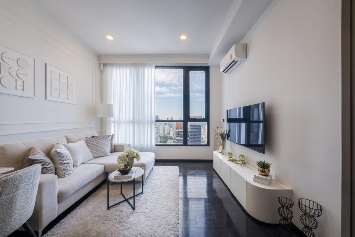 📢👇Sell with tenant til January 26 rental 57k, Yield 6.5%, only minor damage , has been structurally inspected by an engineer and result shows that it is safe.