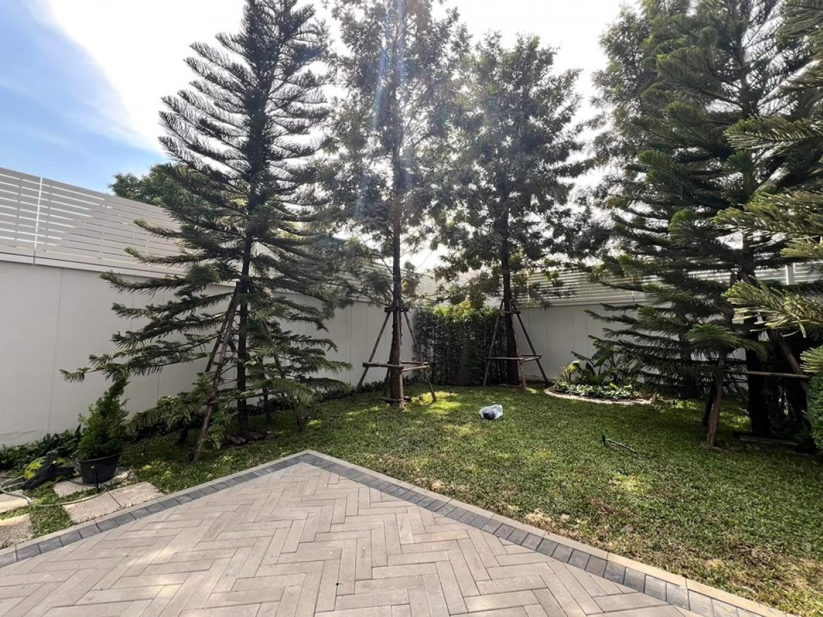 📢👇 Brand new house for rent in Sukhumvit , balcony and garden 100+ sq.m, near many international schools such as Wells International School, Bangkok Prep Primary School, St.Andrews International School