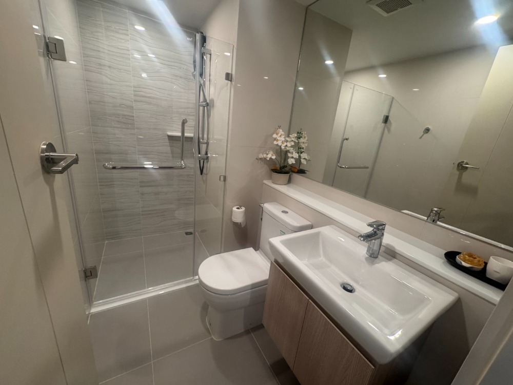 Life rama 4 Brand new for rent! 2 bedroom fully furnished near benjakitti park just 400 meter to MRT Station