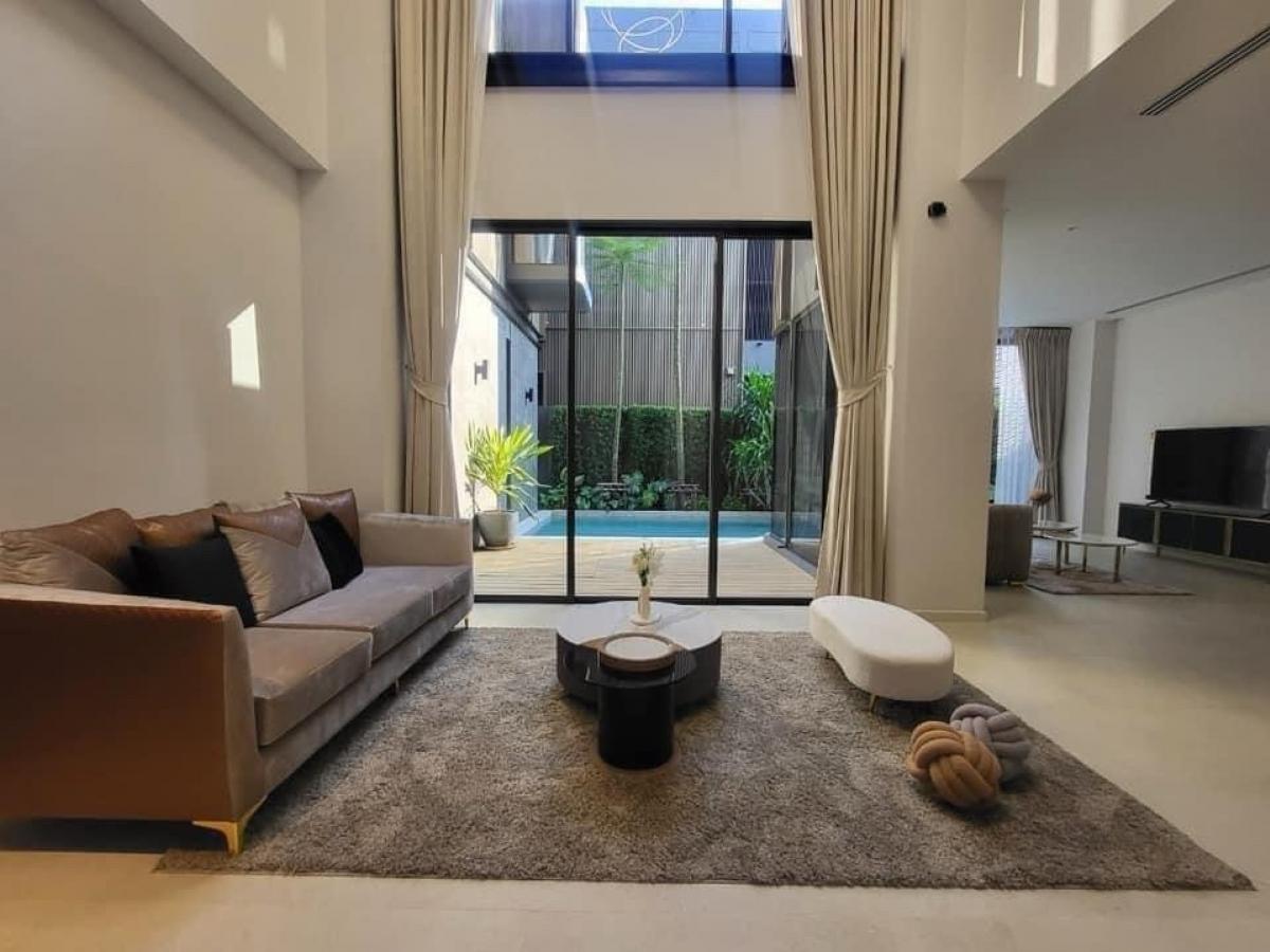 🏡 ขายและเช่าบ้านหรู 4 ห้องนอน พระราม 9 – เหม่งจ๋าย | บูกัน | นำสัตว์เลี้ยงเข้าพักได้ | ใกล้รถไฟฟ้าใต้ดินศูนย์วัฒนธรรมแห่งประเทศไทย