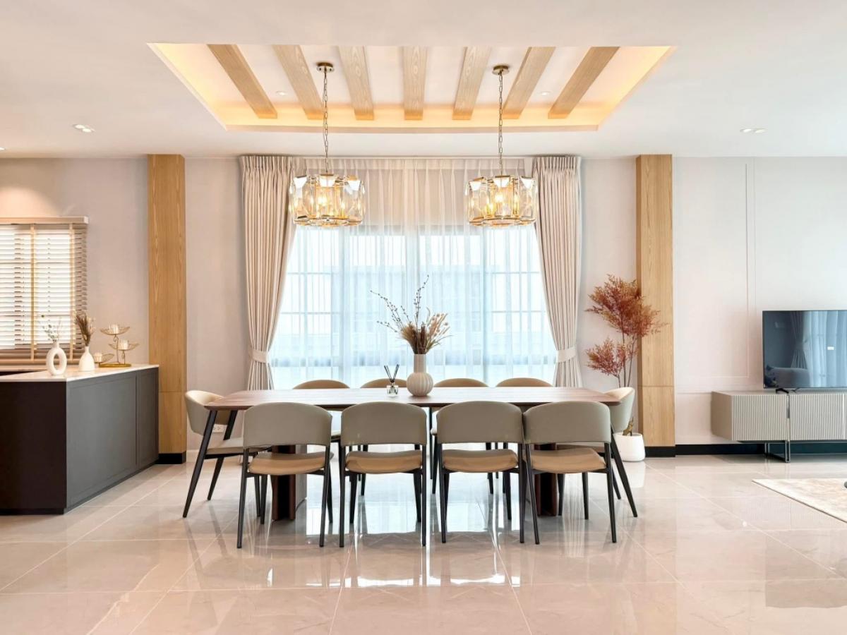 📢👇Brand new  luxury detached house , next to Mega-Bangna, many international schools and hospitals, fully furnished