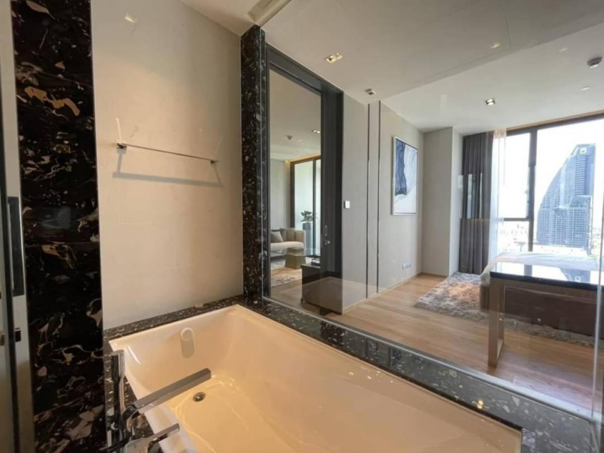 📢👇Sell with tenant til May 26
Worth price for investing or living at luxury condo Beatniq , 5 stars concierge service, close to BTS, only about 10 mins walk to Em district , nice layout and decor, fully furnished, unblocked view